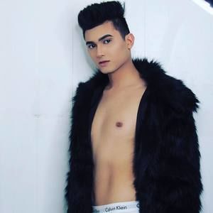 Meet your Posher, Adan